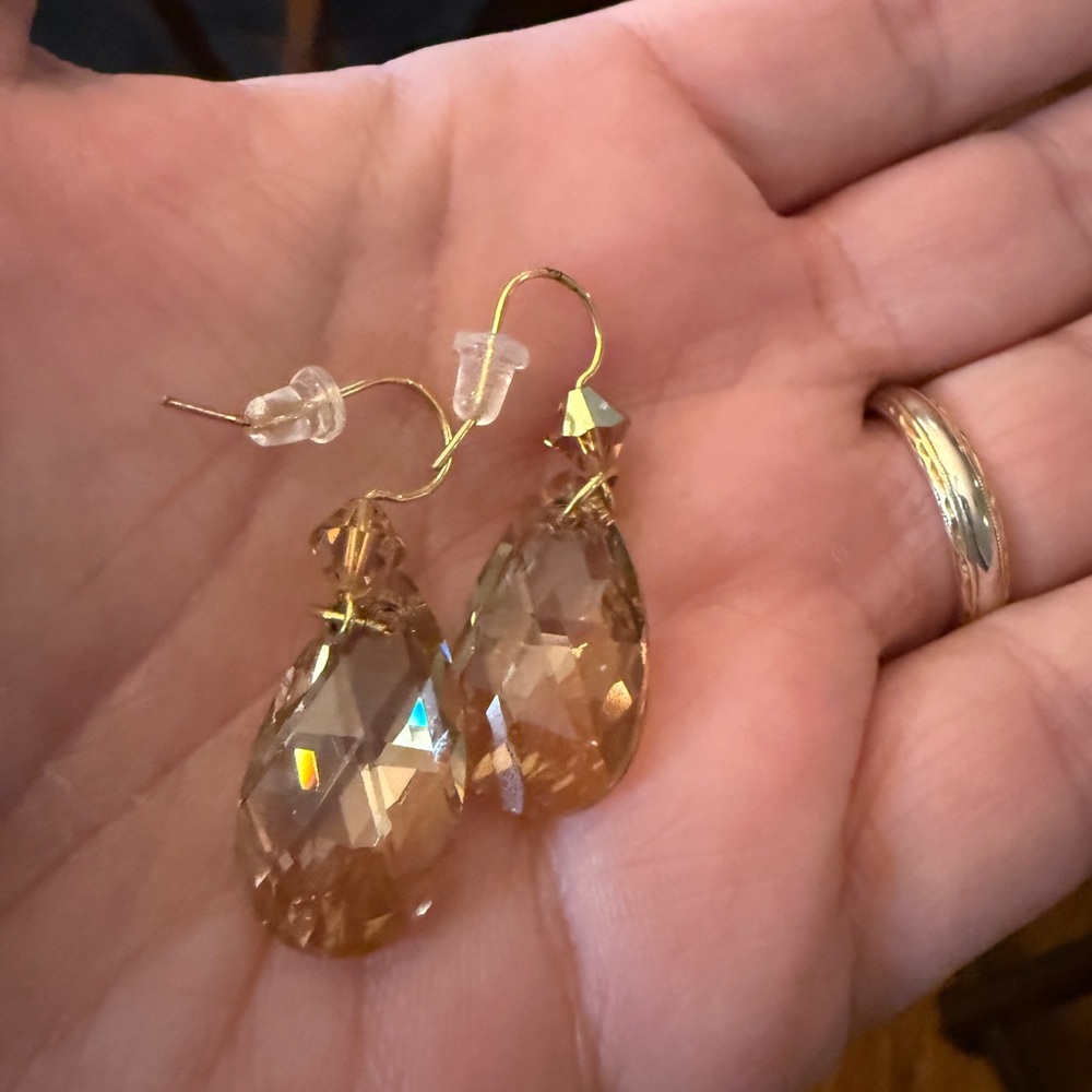 Elegant Gold Crystal Drop Earrings